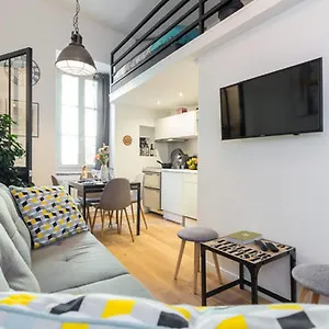  Appartement Angle Droit- Loft Charmant Et Atypique, Climatisation, Vieux-nice